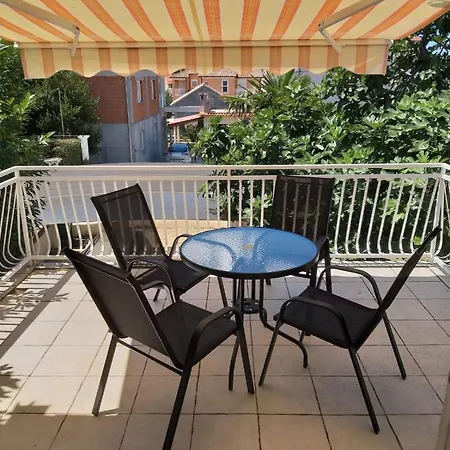 Apartmani Ana Tribalj Buitenkant foto