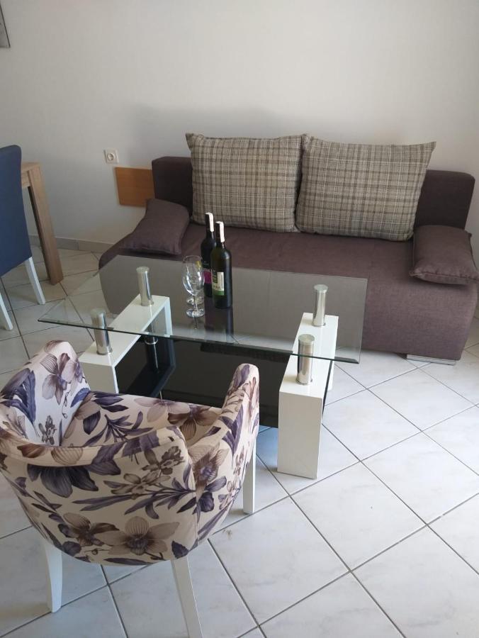 Ana Apartment *
