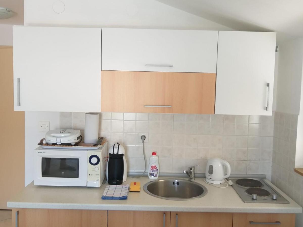 Apartment Ana Tribunj (Sibenik-Knin)