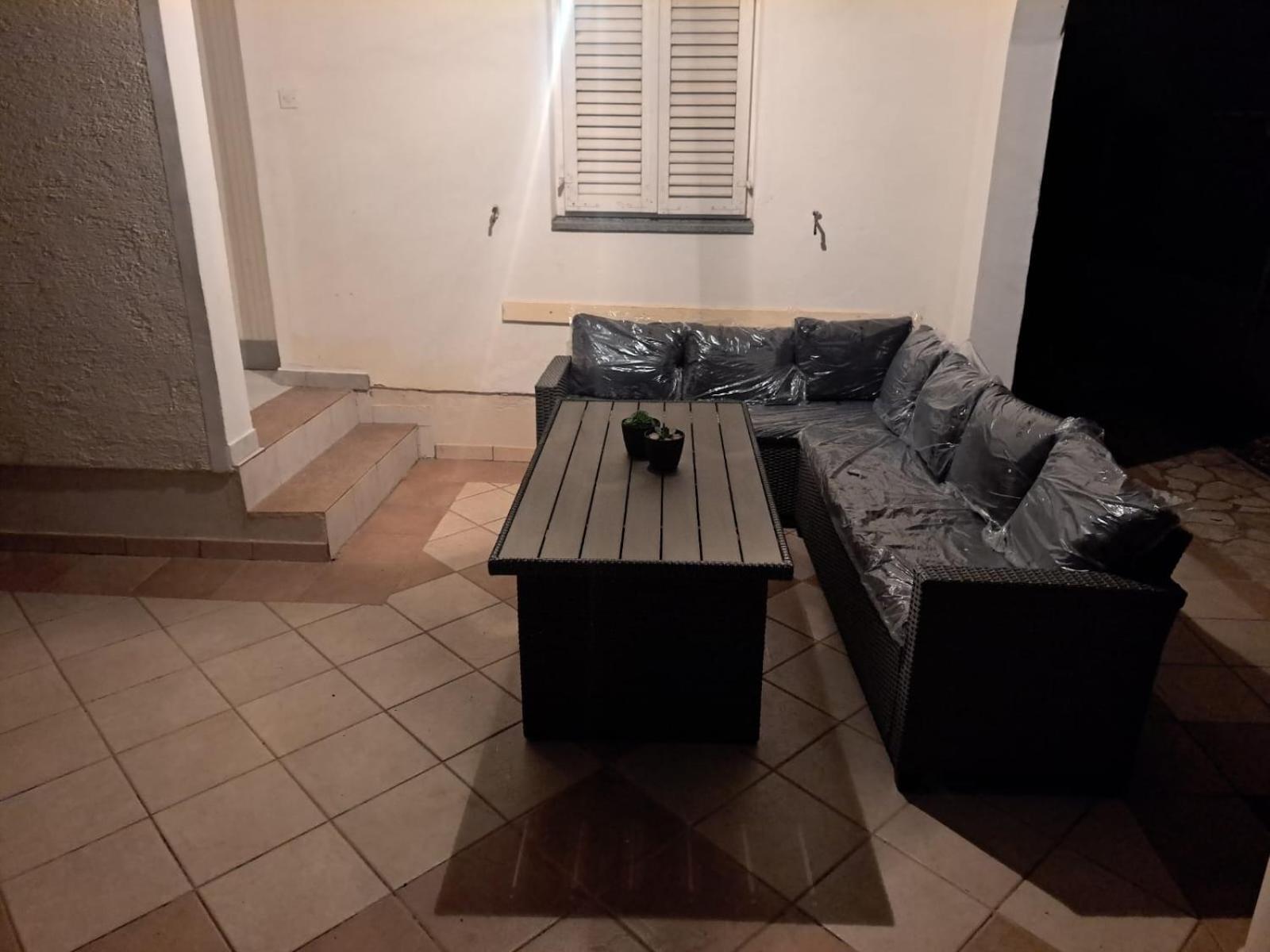 Ana Apartment *