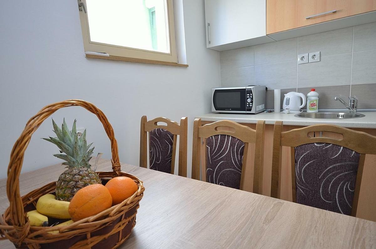 Apartment Ana *