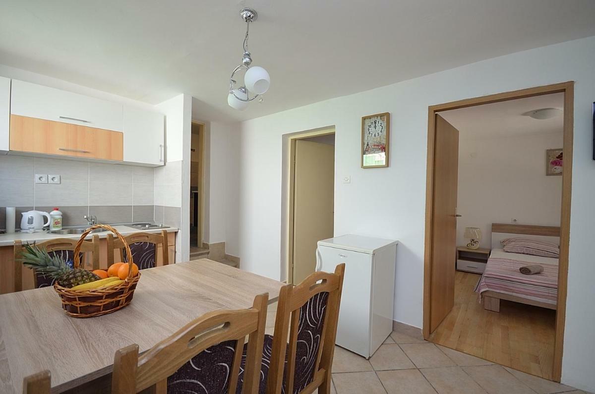 Apartment Ana